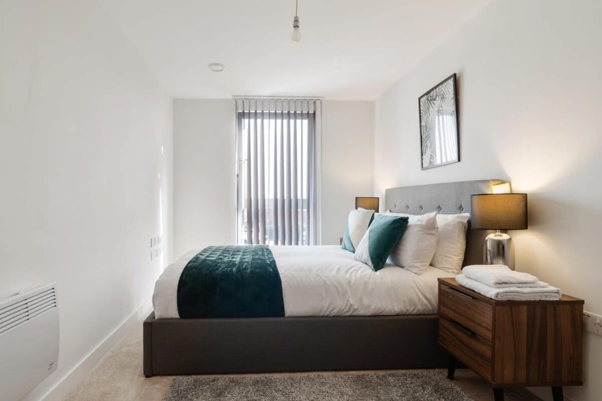 Beautiful 2 Bed Apartment In A Converted Mill Leeds  Exterior foto