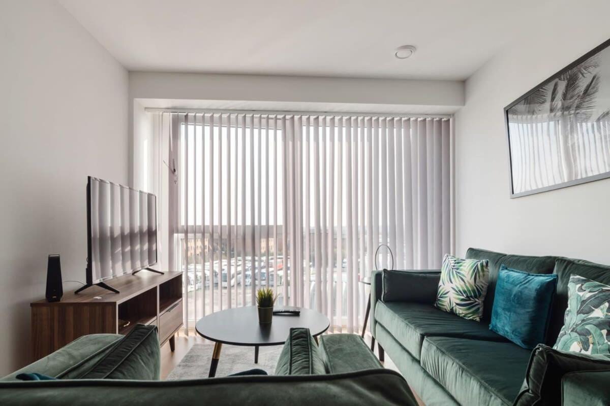 Beautiful 2 Bed Apartment In A Converted Mill Leeds  Exterior foto